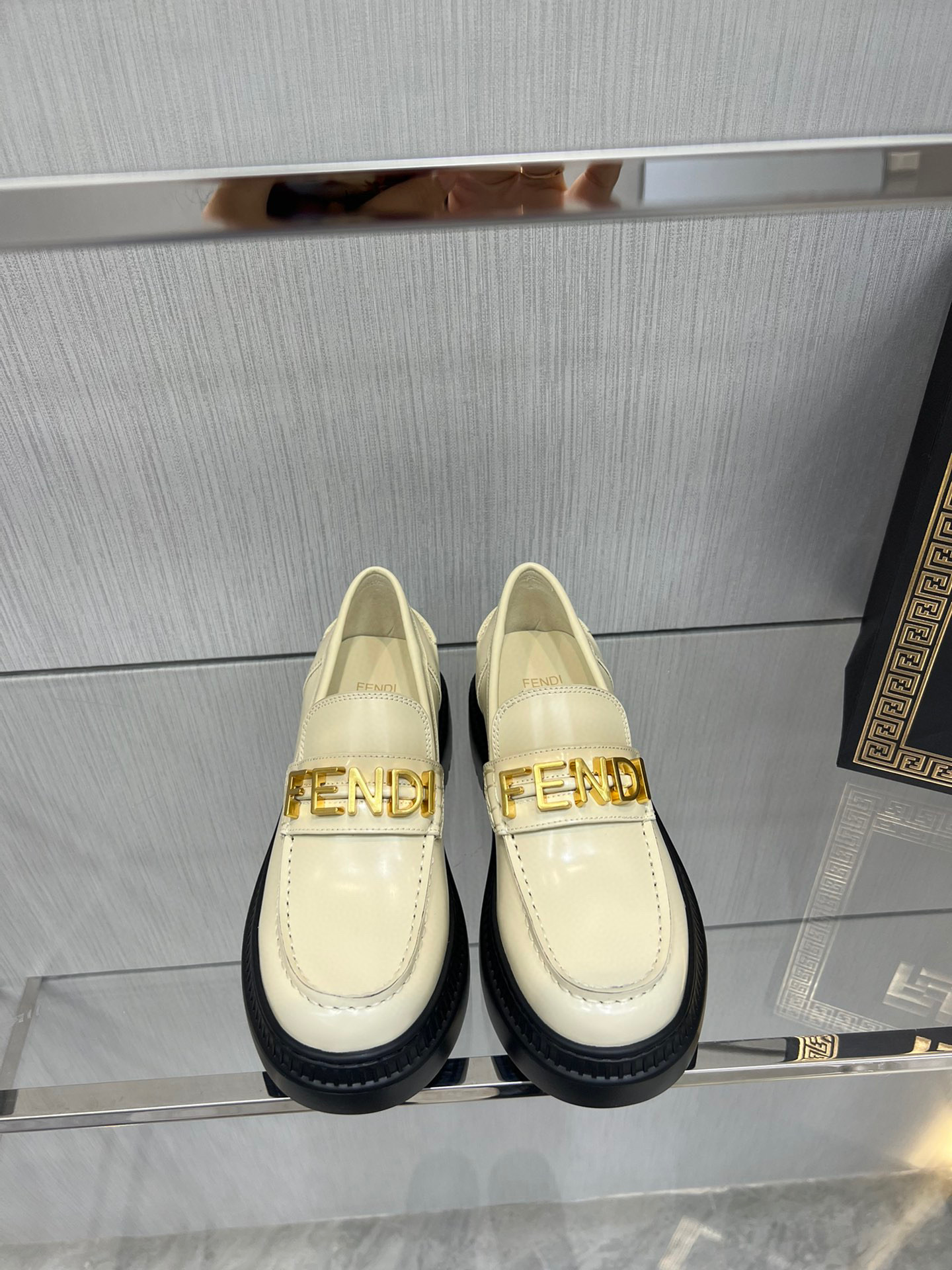 펜디 여자 신발
